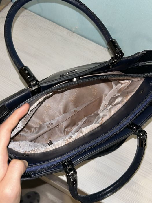 Тъмно синя дамска чанта - Piedra