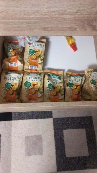 vând bruschete cascaval