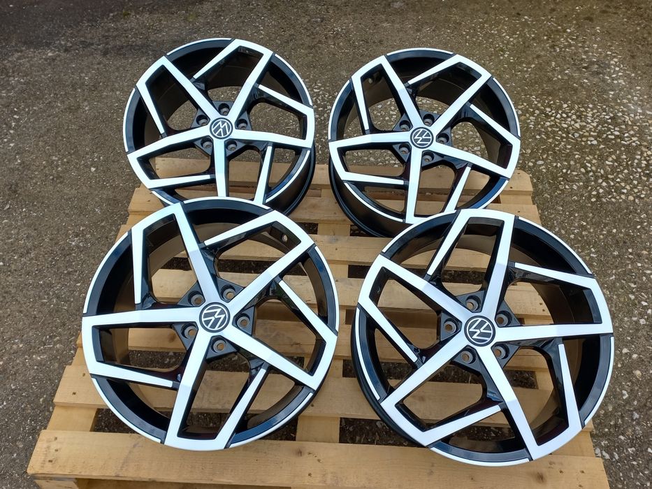 18.Vw Golf GTD GTi Passat Tiguan Seat Škoda 8j et50 Чисто Нови.