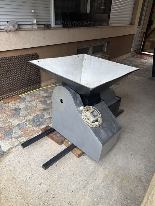 Zdrobitor desciorchinător