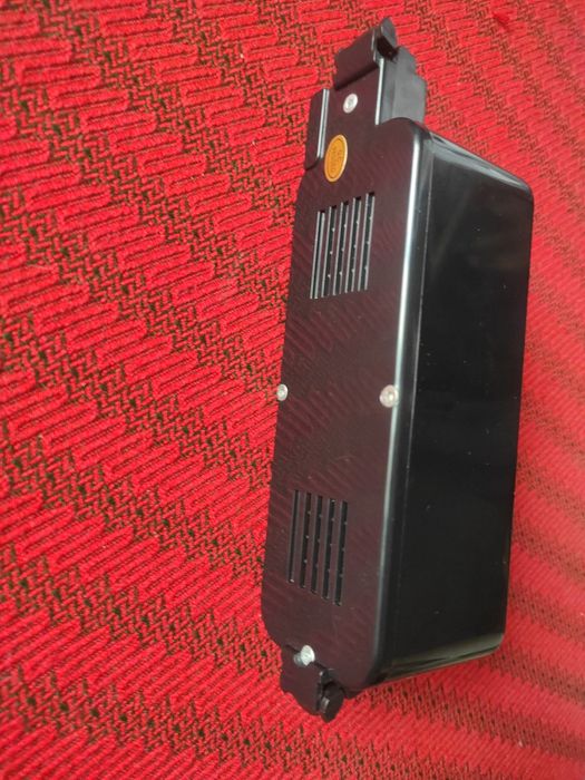 Acumulator, baterie 14,4 V, pentru robot aspirator și curățenie în cameră.