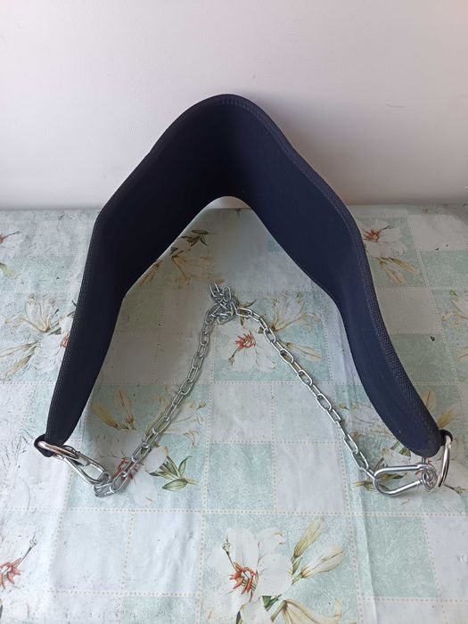 Продавам нов колан за тежести