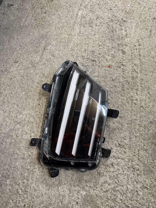 lumina de zii drl led dreapta peugeot 208