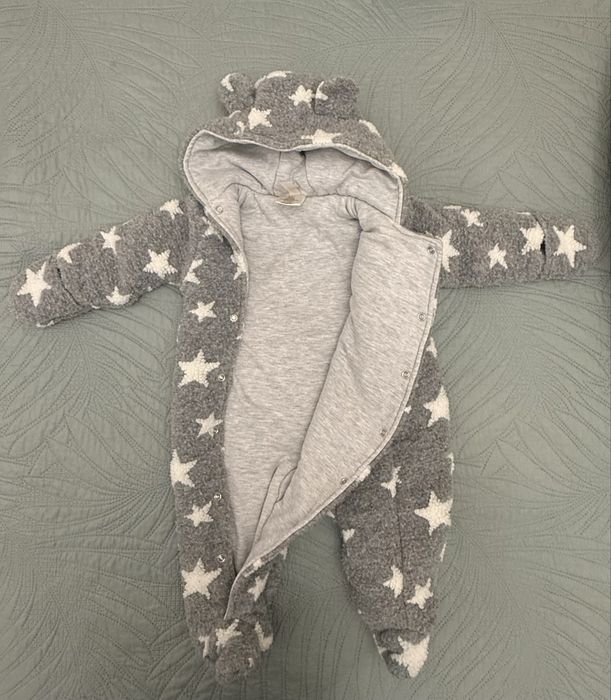 Космонавт за бебе