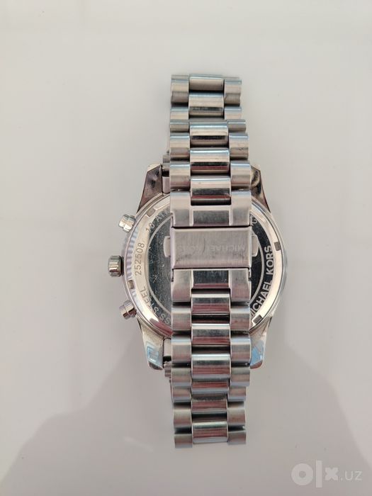 Продаётся японские часы Model Michael Kors
Mexanizm Yaponiya
Model Mic