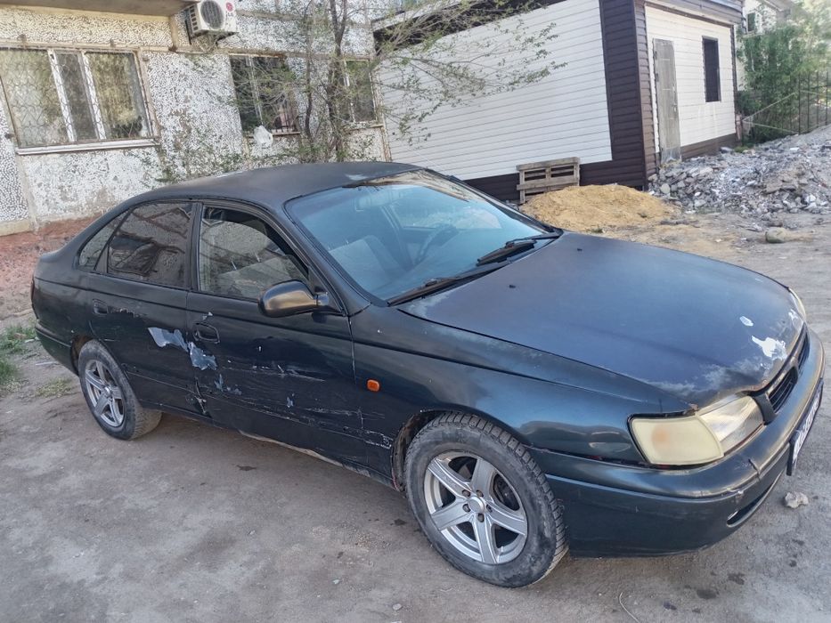 Тойота карина е обем 1.8
