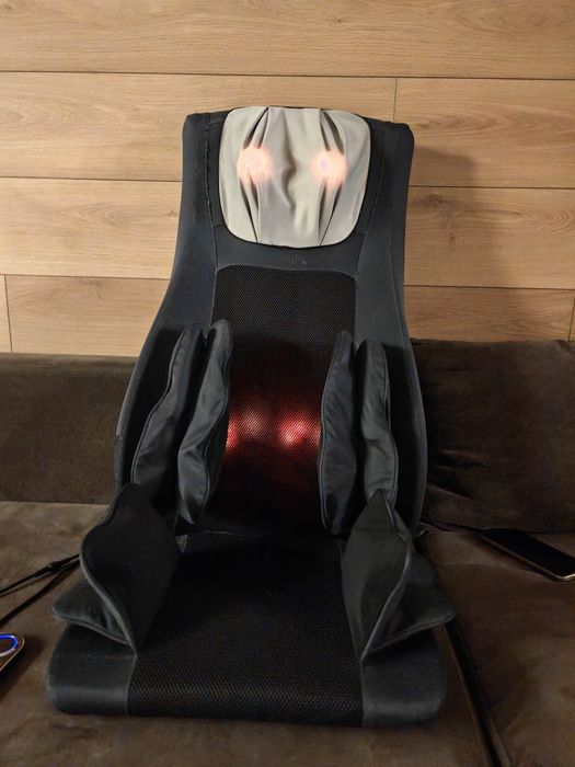 Fotoliu masaj Naipo portabil cu perne si role