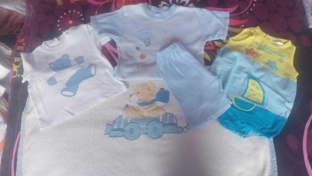 Много красиви тоалети за 1г. -18-35лв. Брой лот