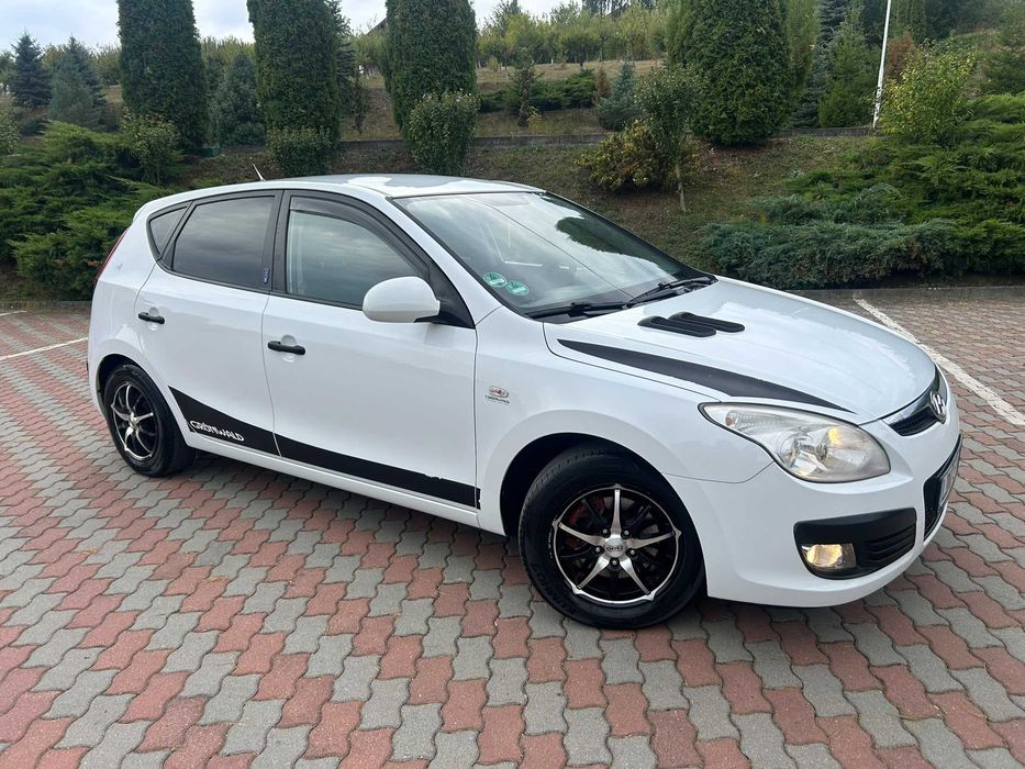 HYUNDAI i30 2009 — imagine 2