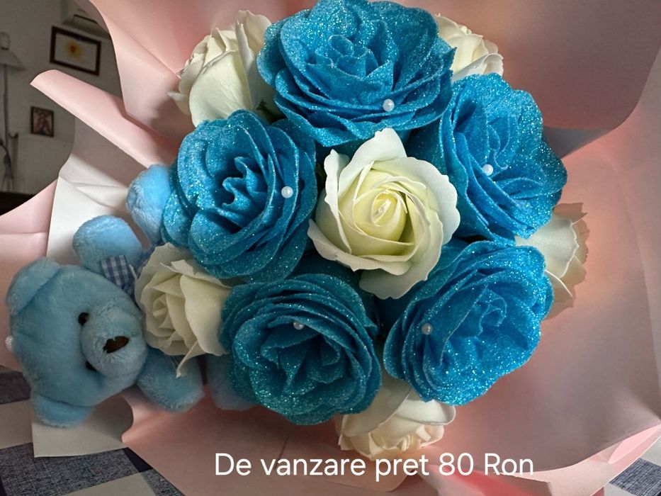 De vanzre buchete si cuti cu trandafiri de sapun