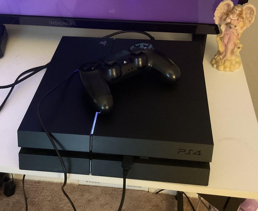 PS4 Fat 1 Dualshok 500GB игры имеются торг цена 150000тг