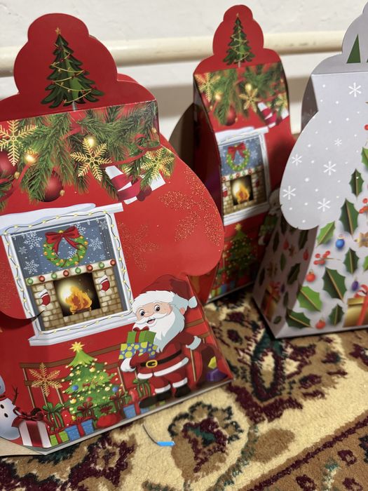 Подарочные коробки