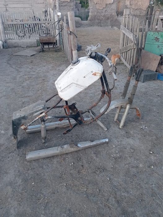 Продам яву, комплектующие