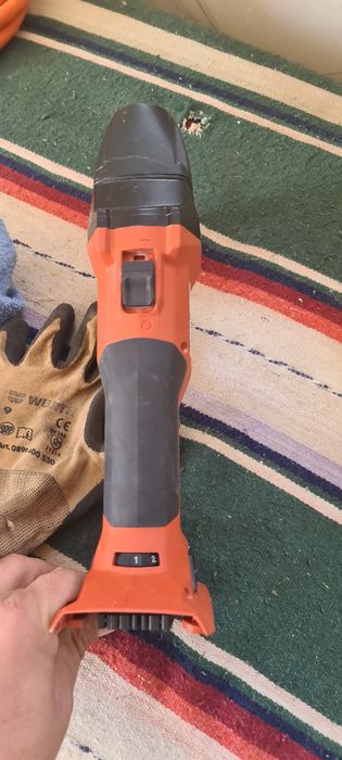 Vand sau schimb HILTI  Foarfeca tablă  noua SPN 6 A22  NU ESTE  CHINA