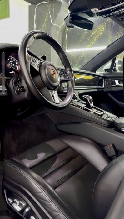 Porsche Panamera Turbo