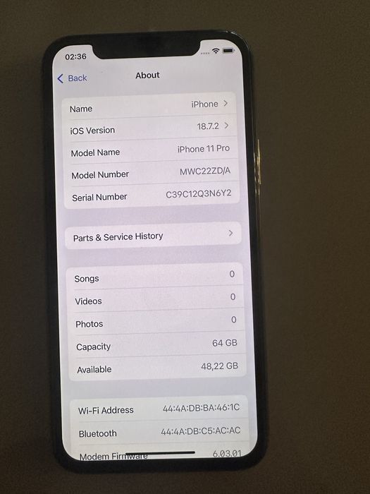 Vand iphone 11 pro + airpods cadou