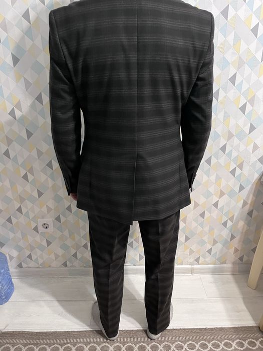 Продам костюм мужской