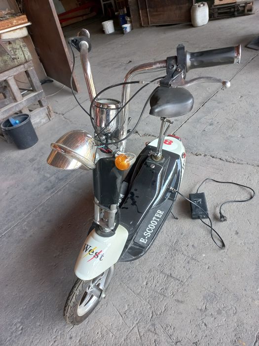 Скутер электрический