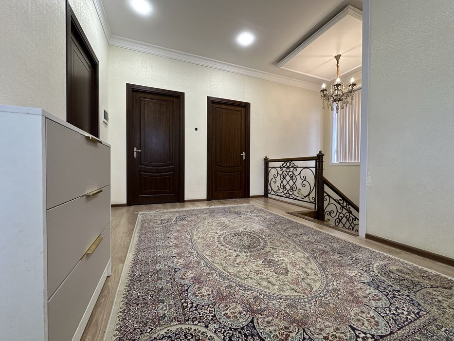 Diqqat Antiqa uy markazda Elita mahallada sotiladi!