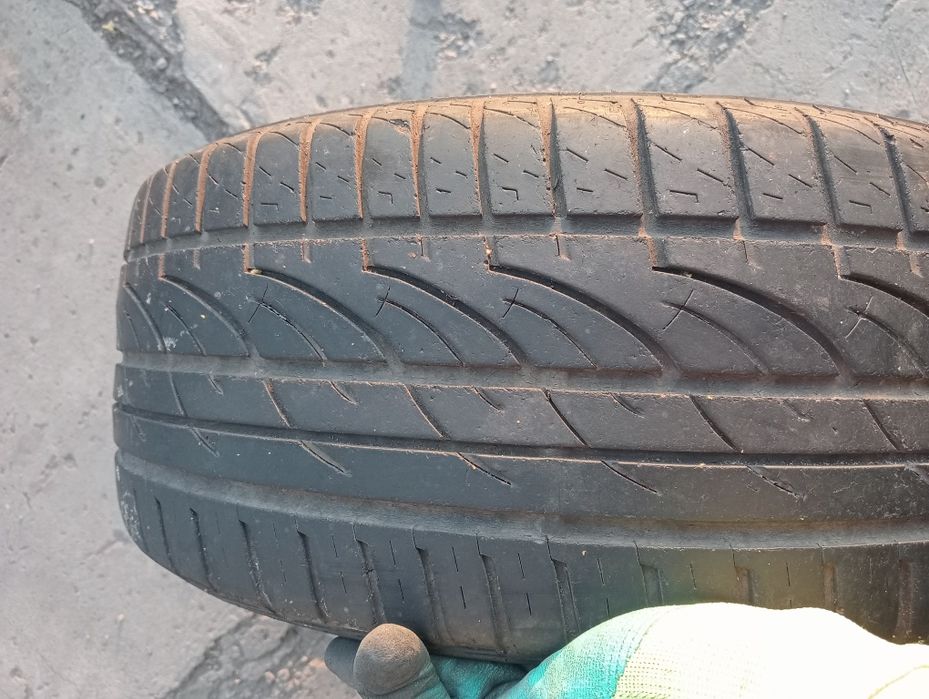 Продам шину. 205/50 R15