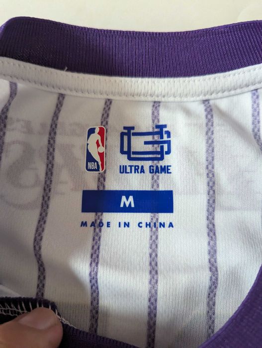 NBA LA Lakers Lebron James N:23 мъжки потник размер М от Сащ