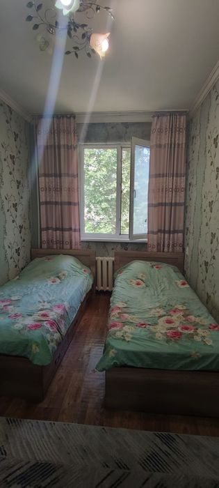 Ялангач. 3/3/4.  1,5×3 балкон. Можно под ипотеку.