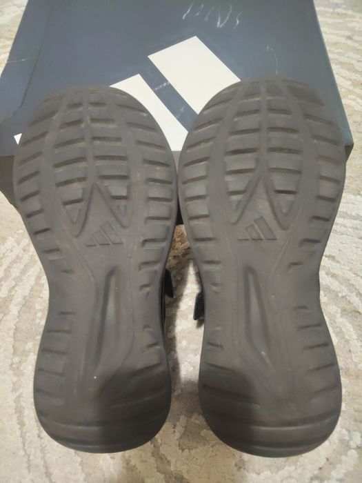 Adidas FortaRun номер 34