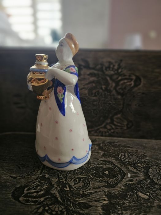 Статуэтка фарфоровая винтаж