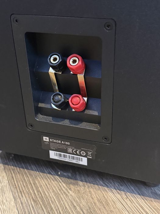JBL  stage a180 подостоящи тонколони