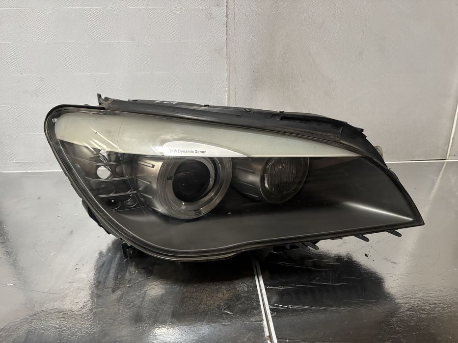 Десен фар BMW F01 dynamic xenon