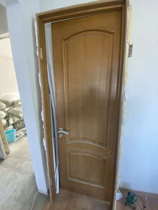 Продам двери  межкомнатные