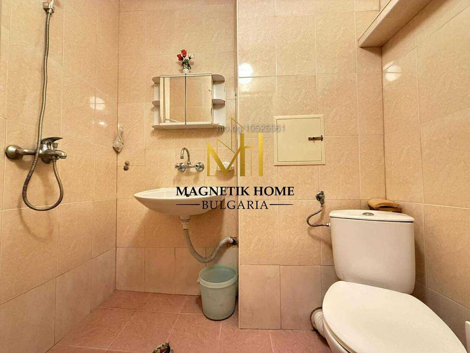 Дава се под наем Тристаен апартамент в Бургас, Изгрев - 75 кв.м за 306 € - Снимка #13