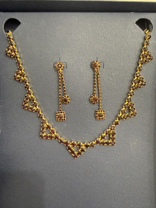 Набор серьги и колье