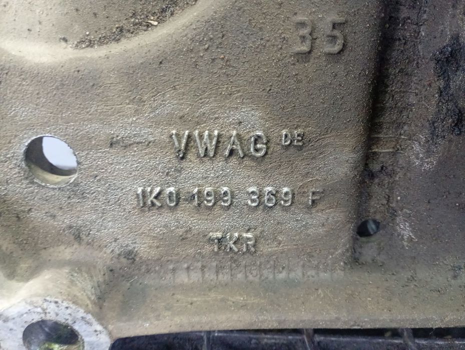 Cadru motor 1k0199369f Volkswagen Golf 5 (2003 - 2009) 2.0 tdi BMM