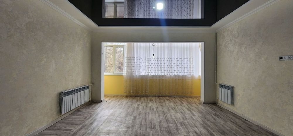 На продаже 2-комнатная на 3-Этаже , Французская планировка