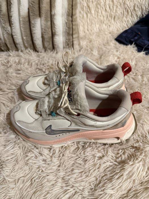 Лимитирани Nike маратонки