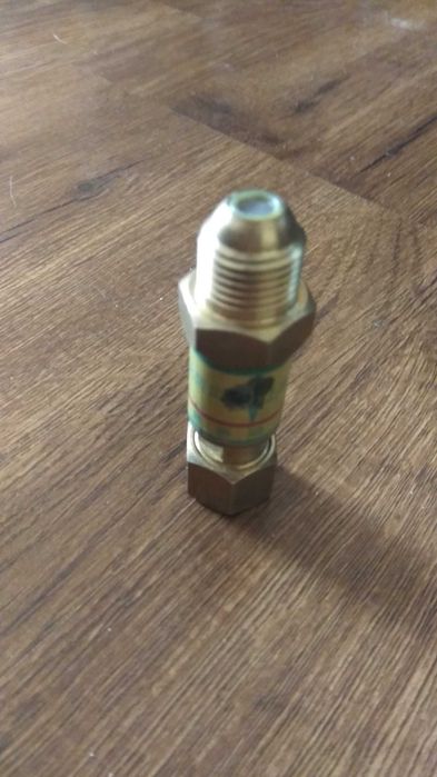 Продам обратный клапан автоген