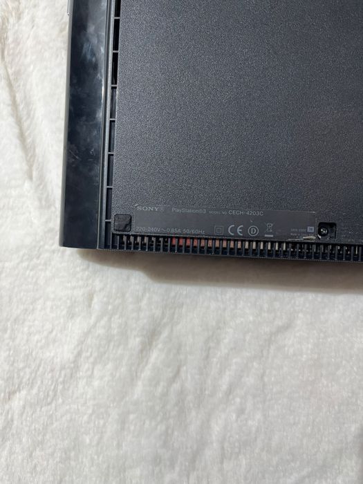 Ps 3 cu cabluri si controler