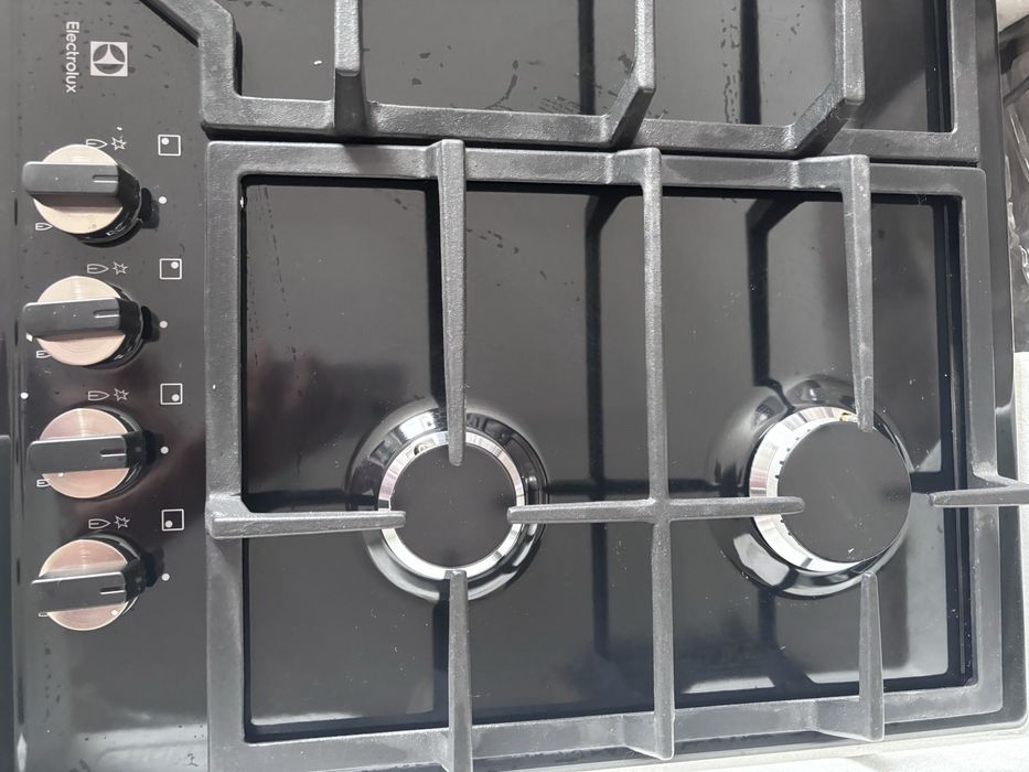 Продам новый Варочная панель Electrolux GPE363MB