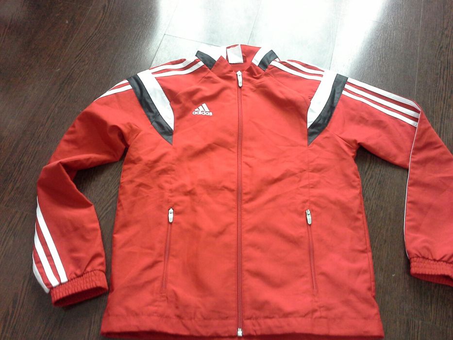 Bluza Adidas originala pt 10-12 ani. 152cm