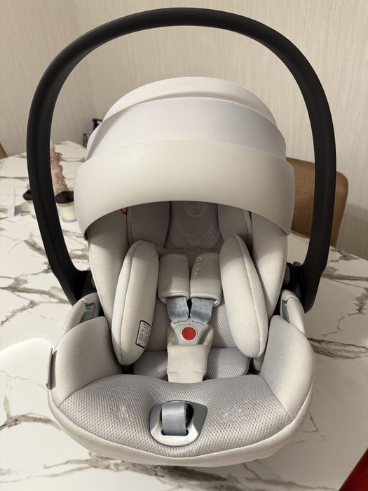 Scoica auto cybex cloud T I Size PLUS si husa de vara Cybex