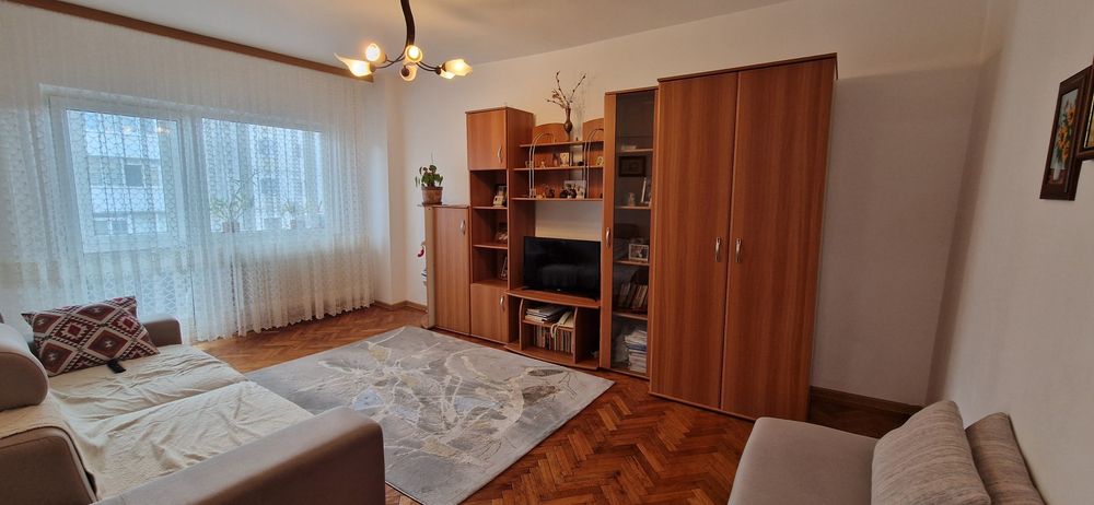 Cazare in Curtea de Arges-apartament 2 camere ,ultracentral