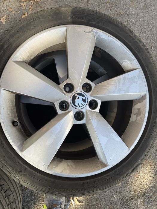 17 ки Оригинални Джанто с гуми за Шкода Рапид Фабия