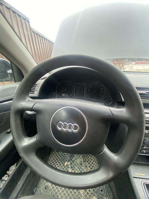 Audi a 4 b 6 vanzare/dezmembrat