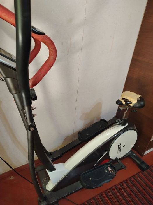 Velo trenajor sotiladi