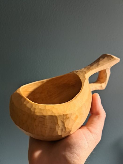 Cauc kuksa din lemn de măr