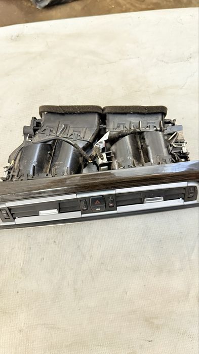 Dashboard Dash BMW 7 series F01  десен волан