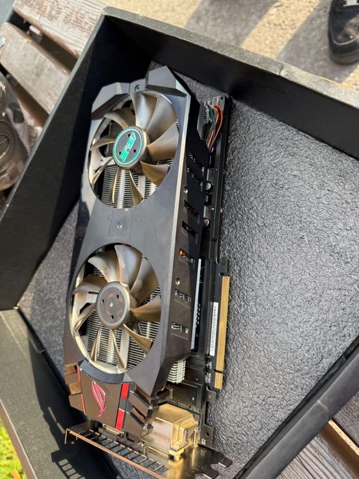 Placa video Asus Matrix HD7970