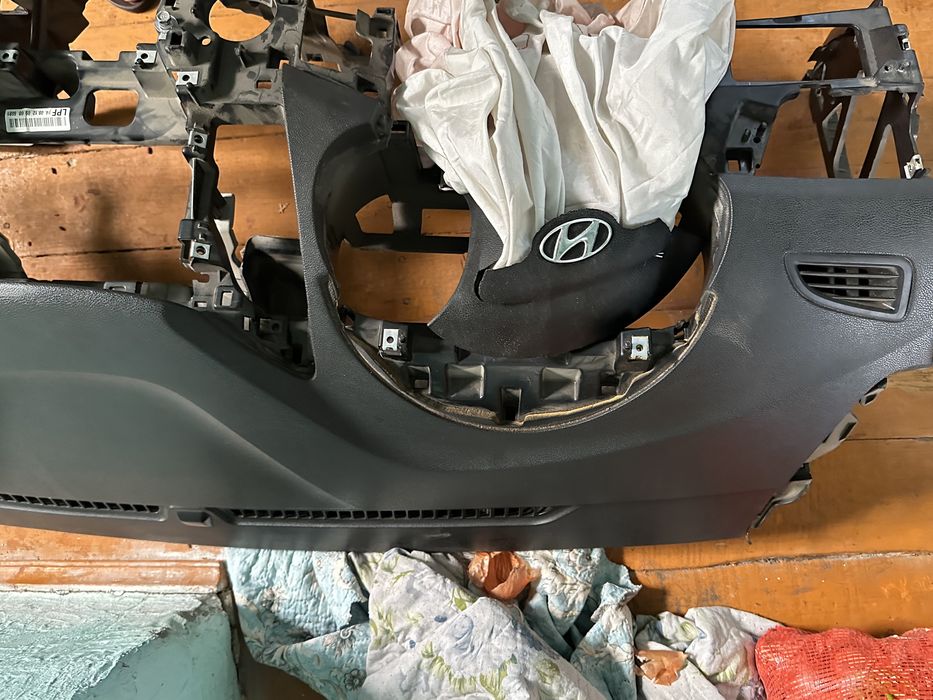 Хундай элантра Торпеда панель запчас