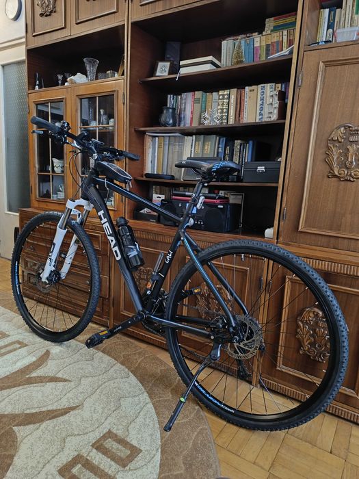 Vând bicicletă HEAD Cali men puțin rulată